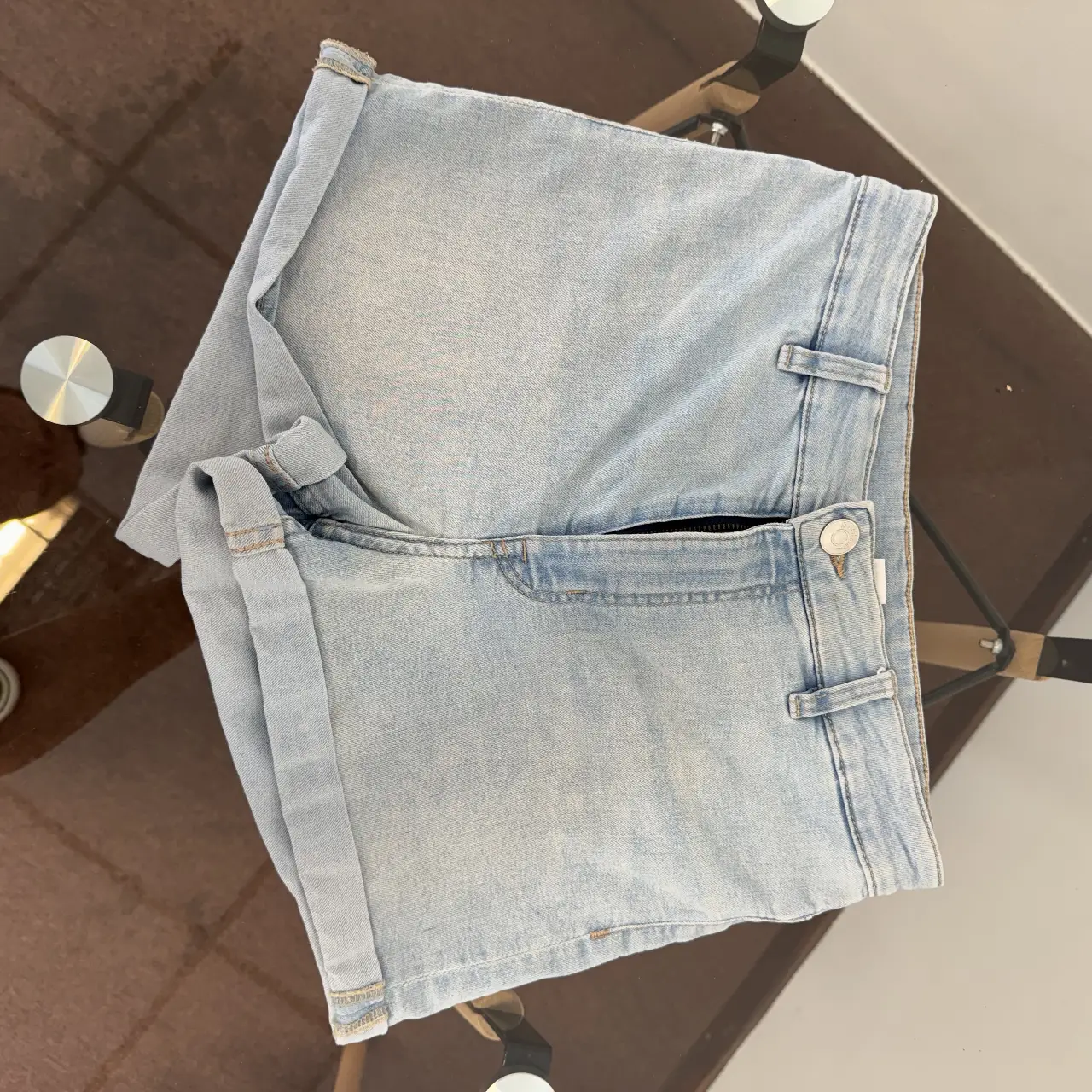 Short H&M · Talle 4
