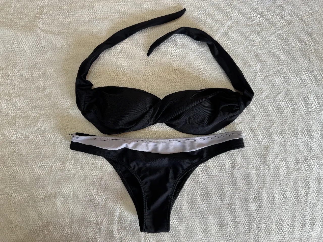 Bikini Otra - imagen 1