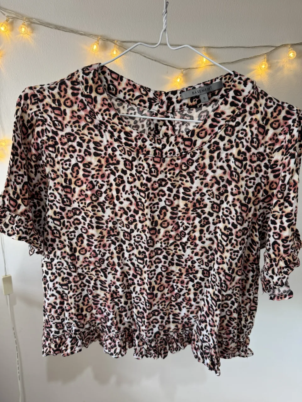 Remera Basement - imagen 1