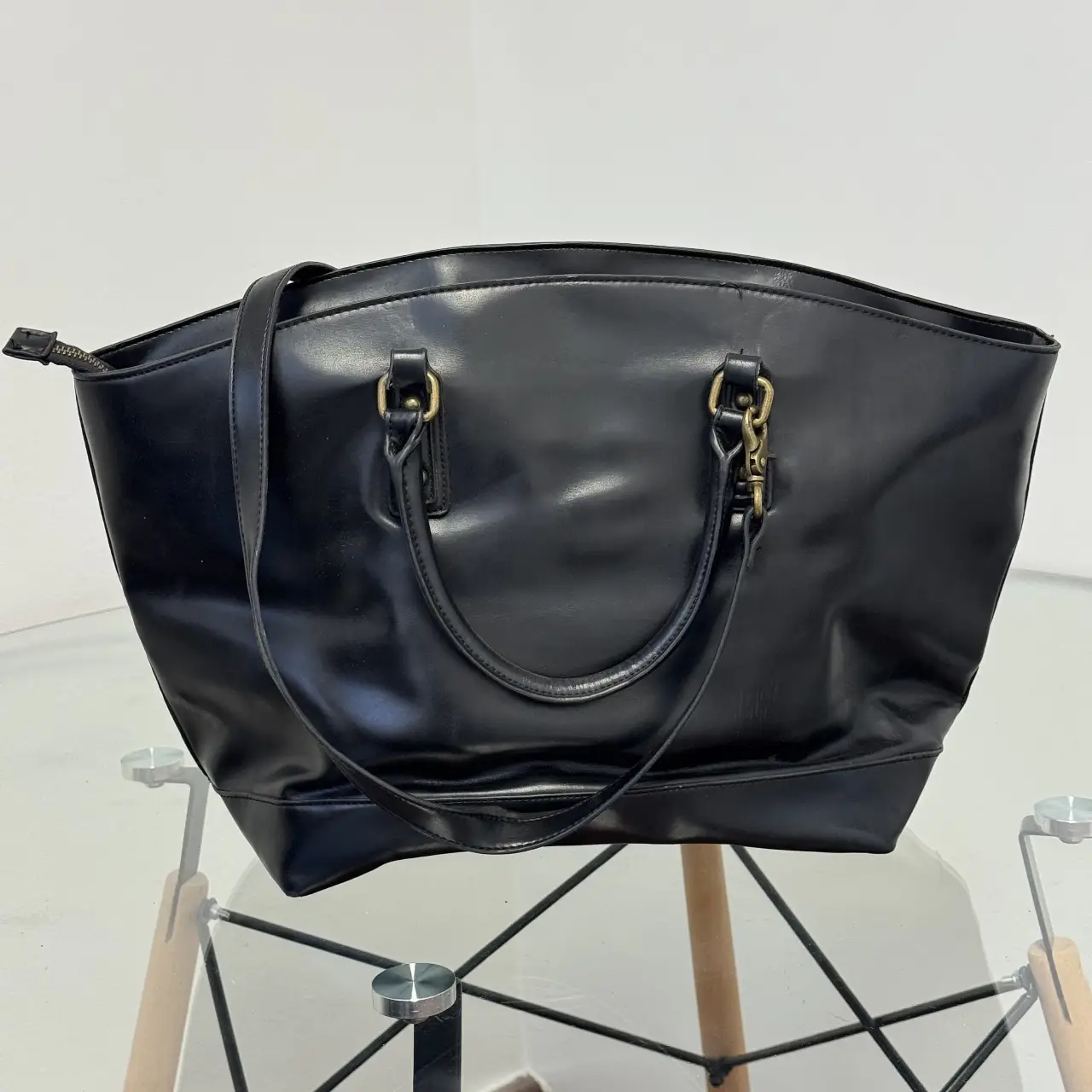 Tote bag Basement