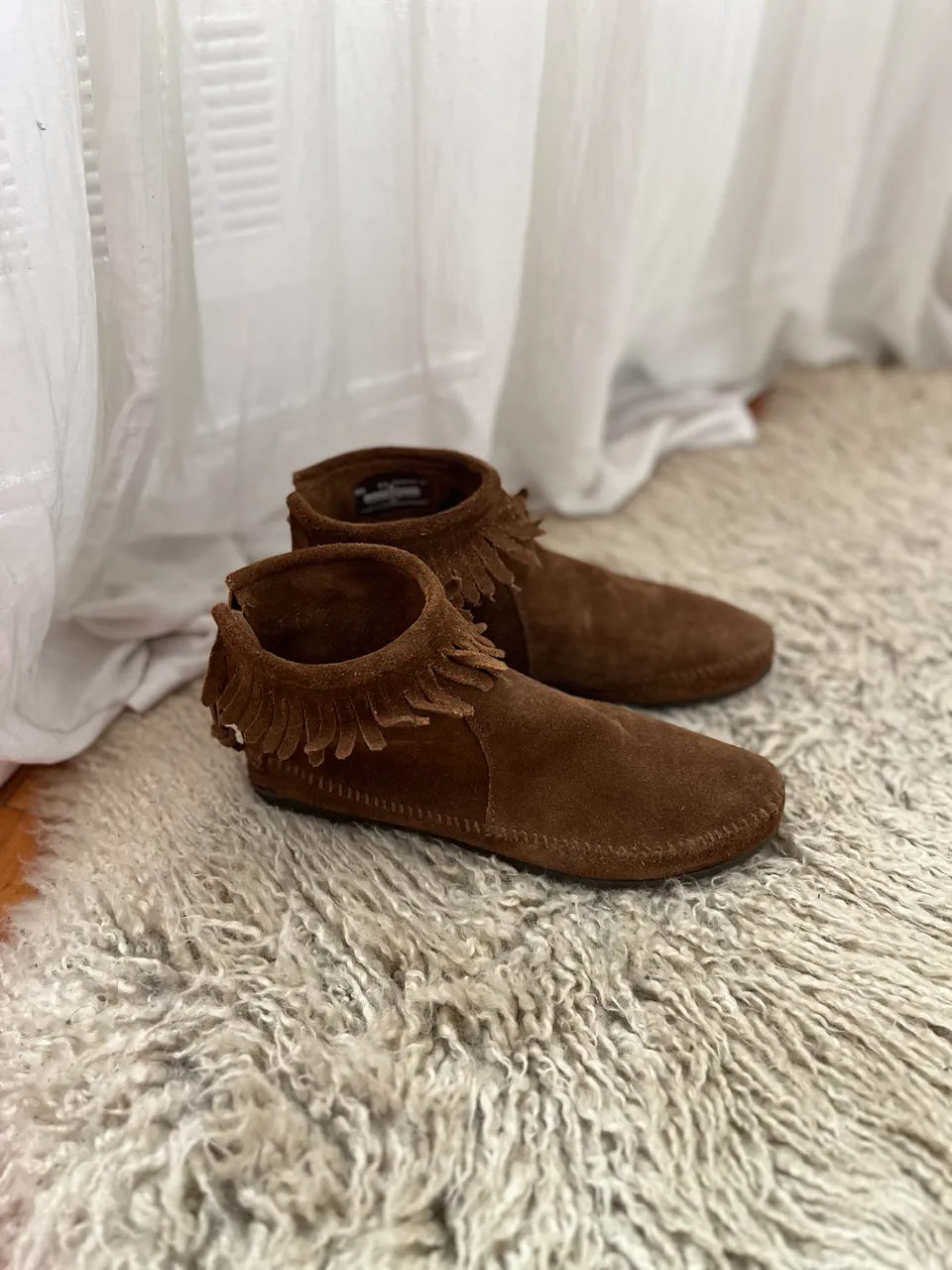 Botas Minnetonka - imagen 1