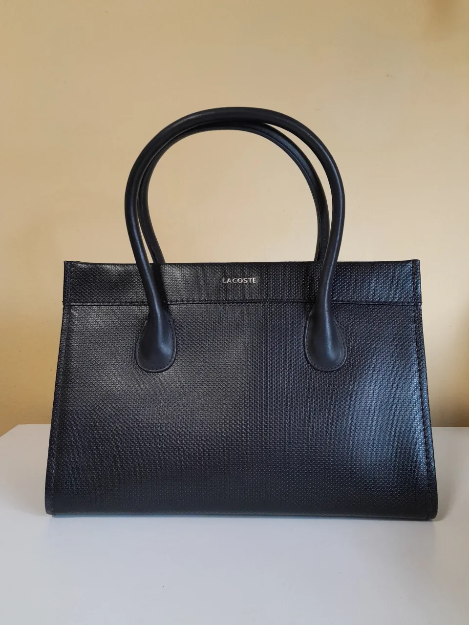 Cartera Lacoste