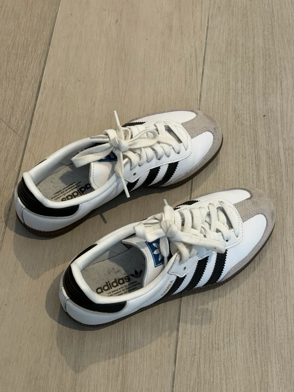 Zapatillas adidas - imagen 1