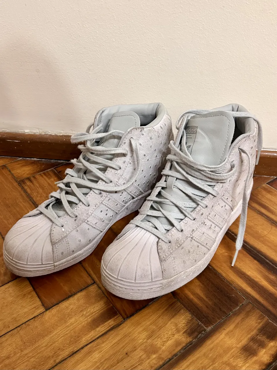 adidas · Talle US 9.5
