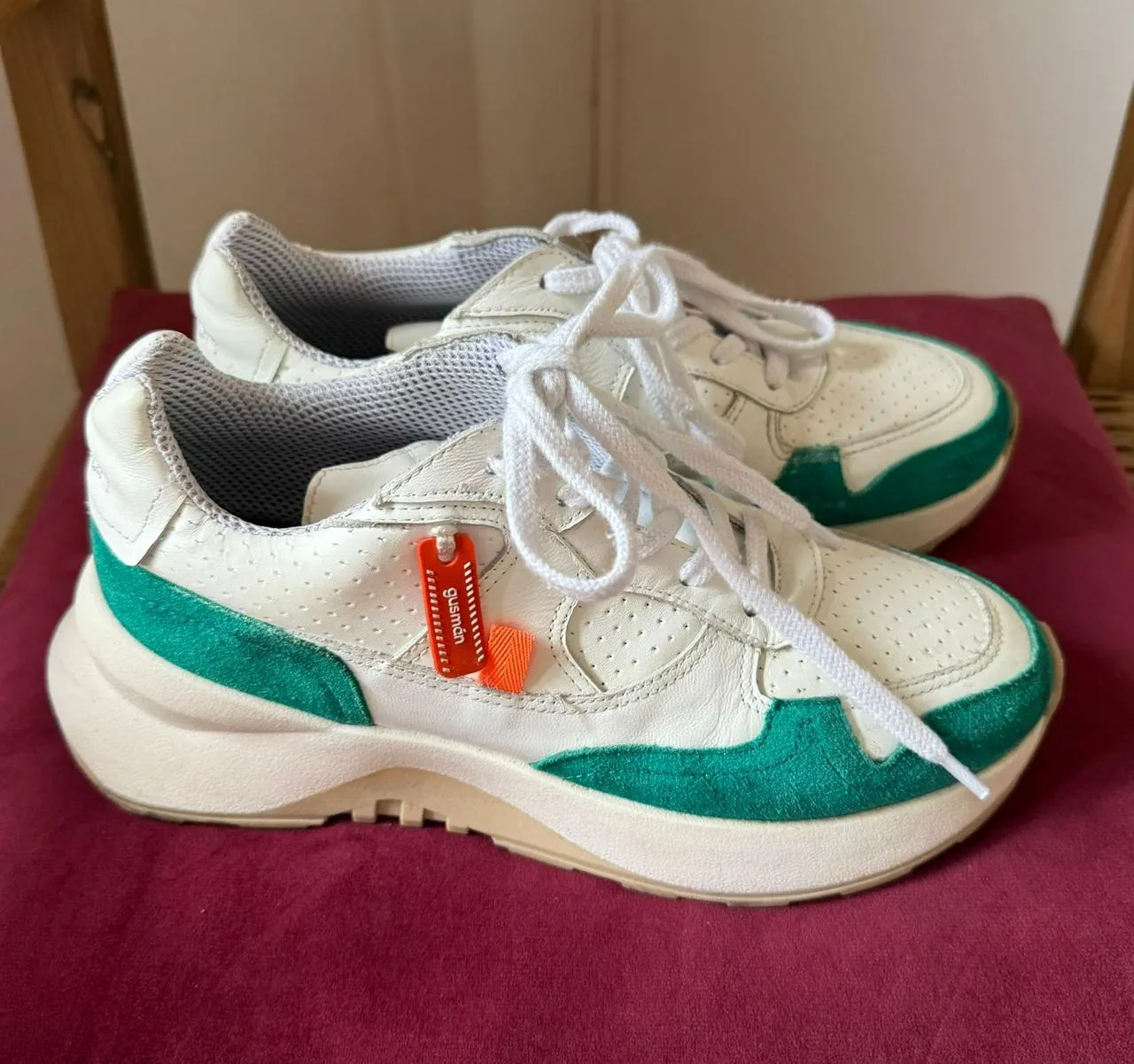 Zapatillas Gusmán · Talle AR 38
