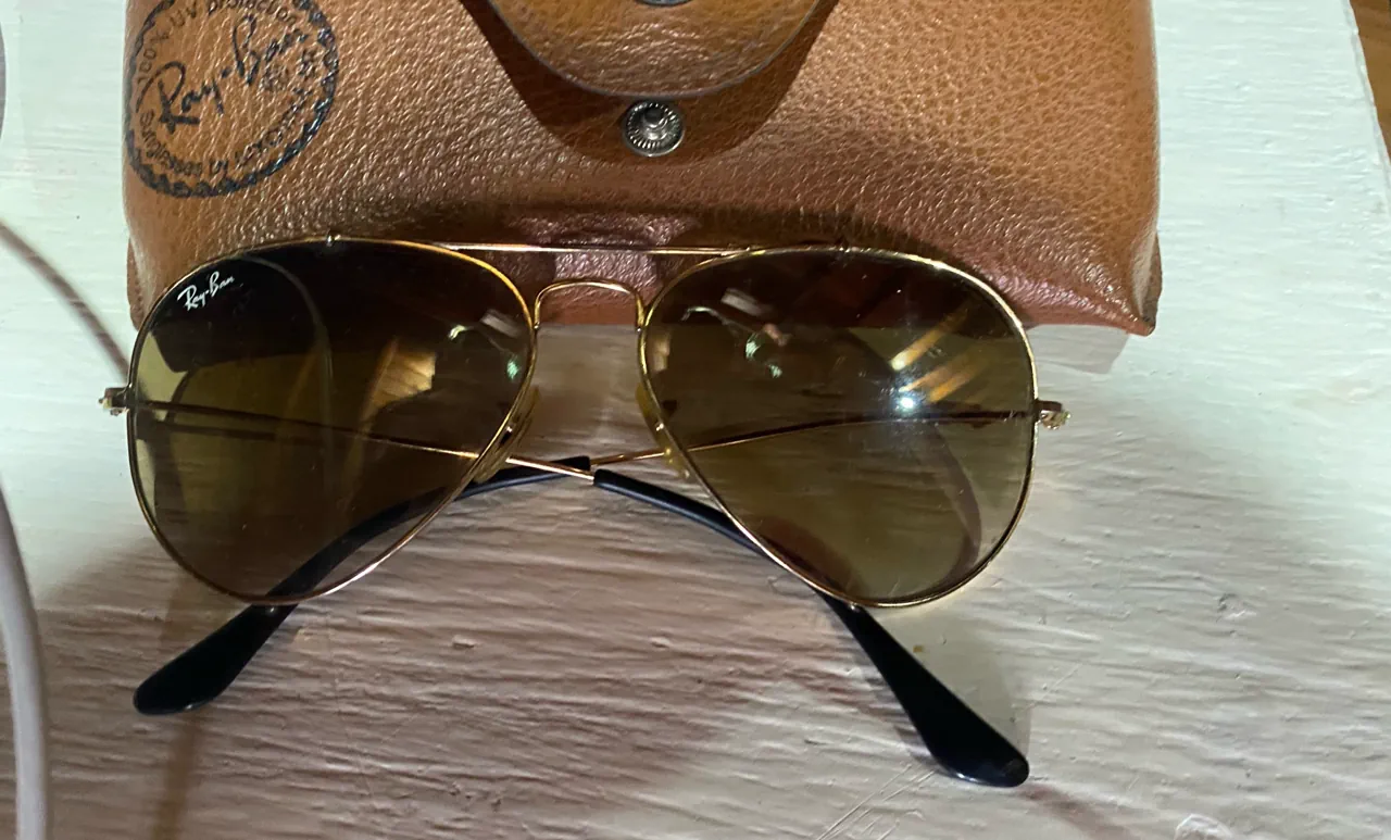 Ray-Ban