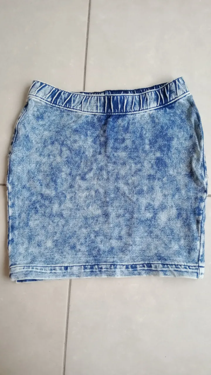 Pollera corta H&M · Talle 9 años / 134 cm