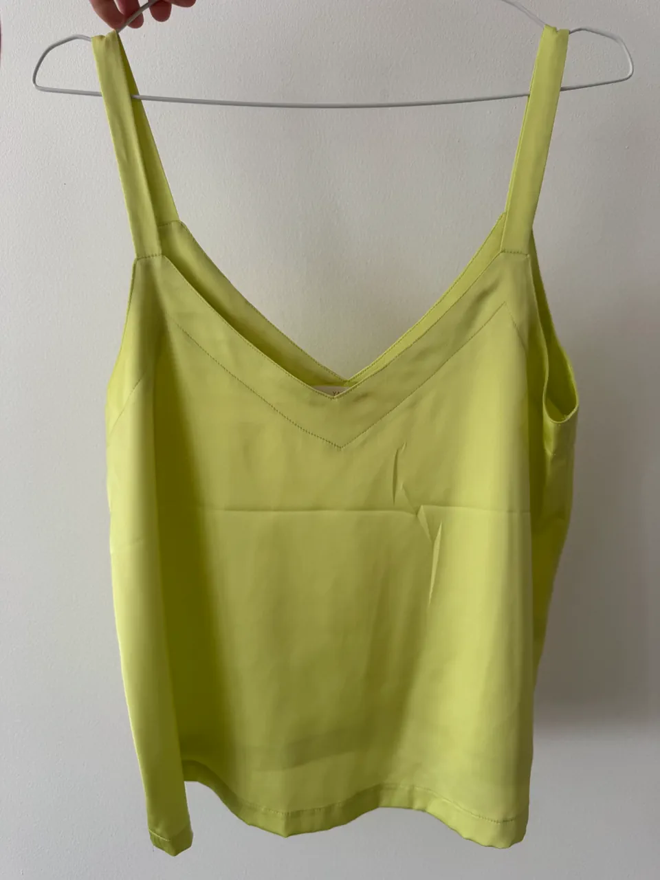 Musculosa Yagmour - imagen 1