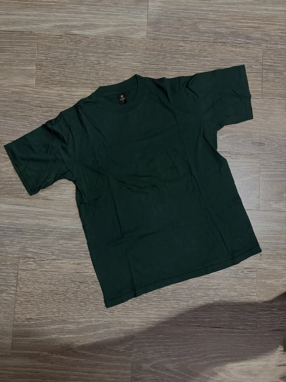 Remera Leone · Talle L