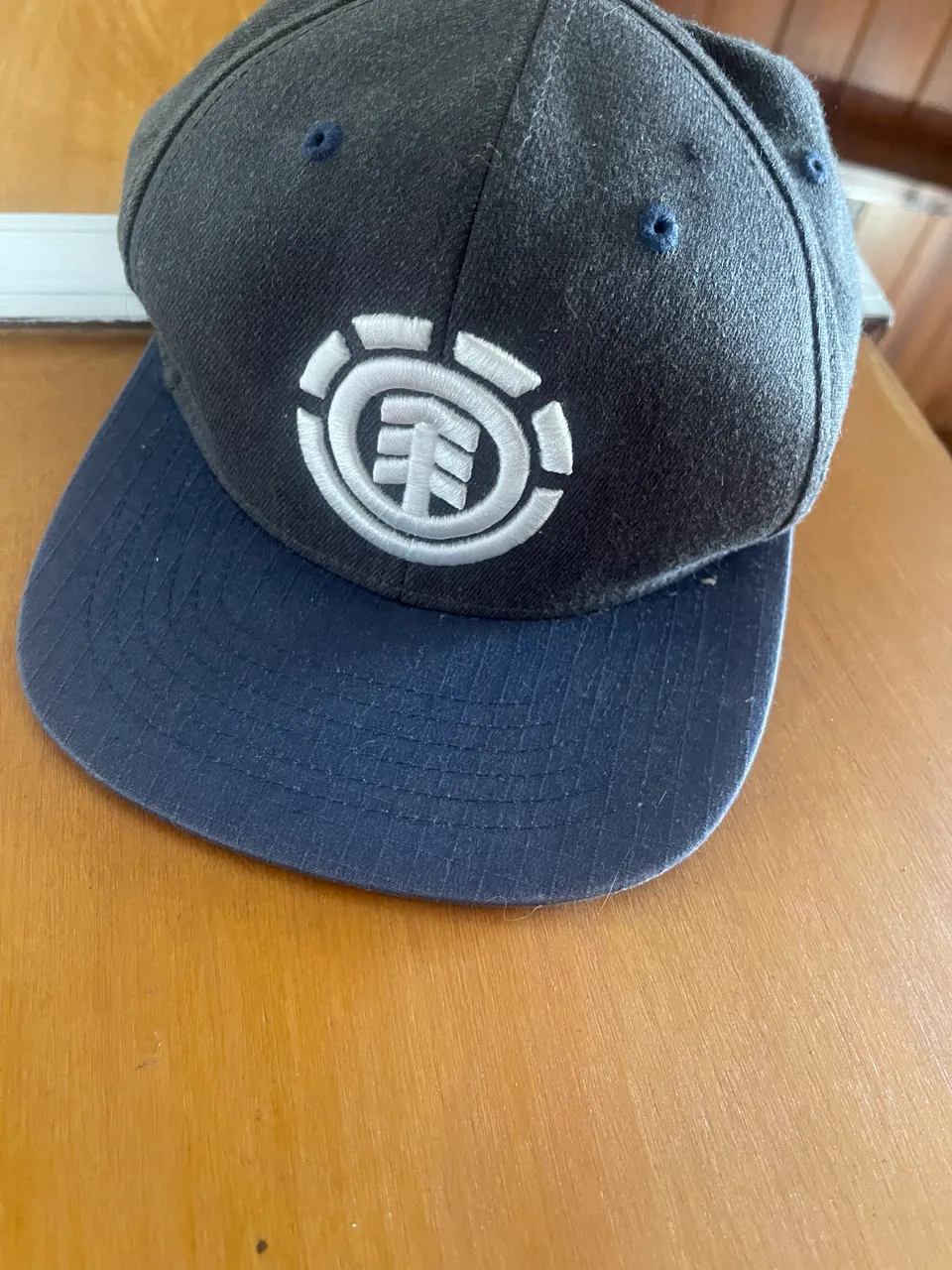 Gorra Element