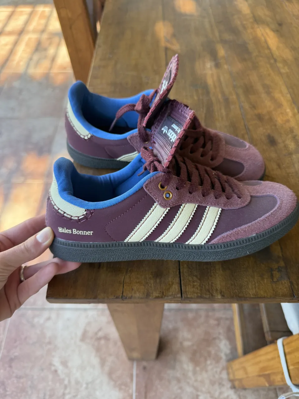 adidas · Talle US 6
