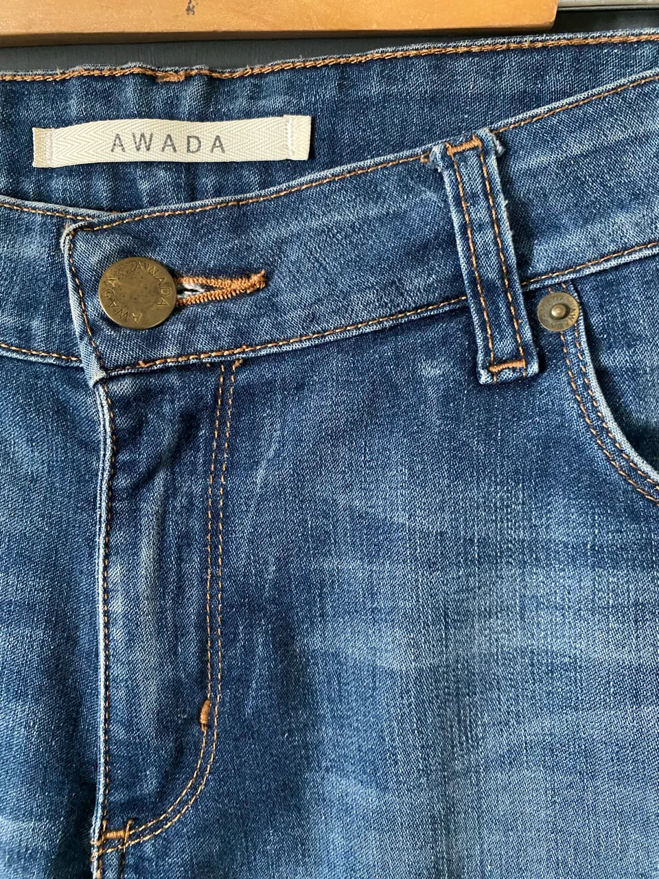 Jean Awada - imagen 1