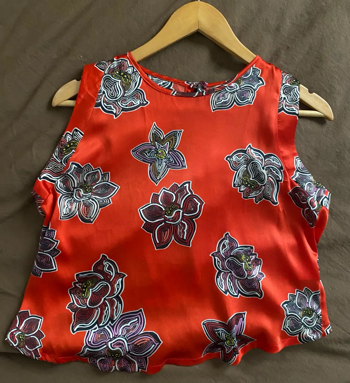 Musculosa Jazmín Chebar · Talle 2