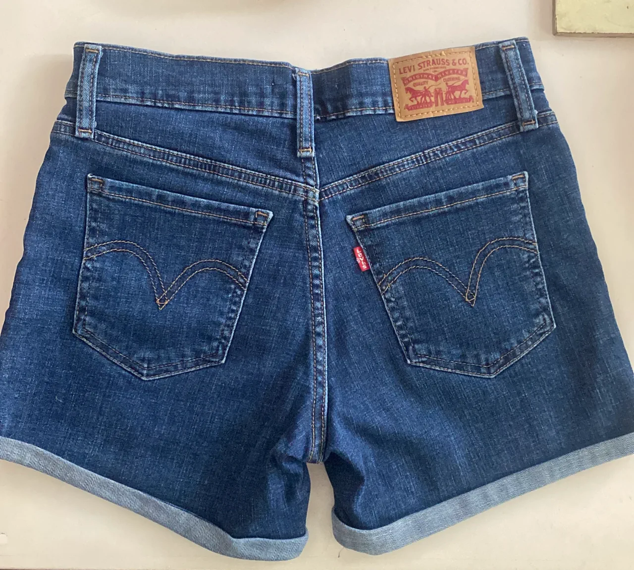 Levi's · Talle MEX/ARG 24