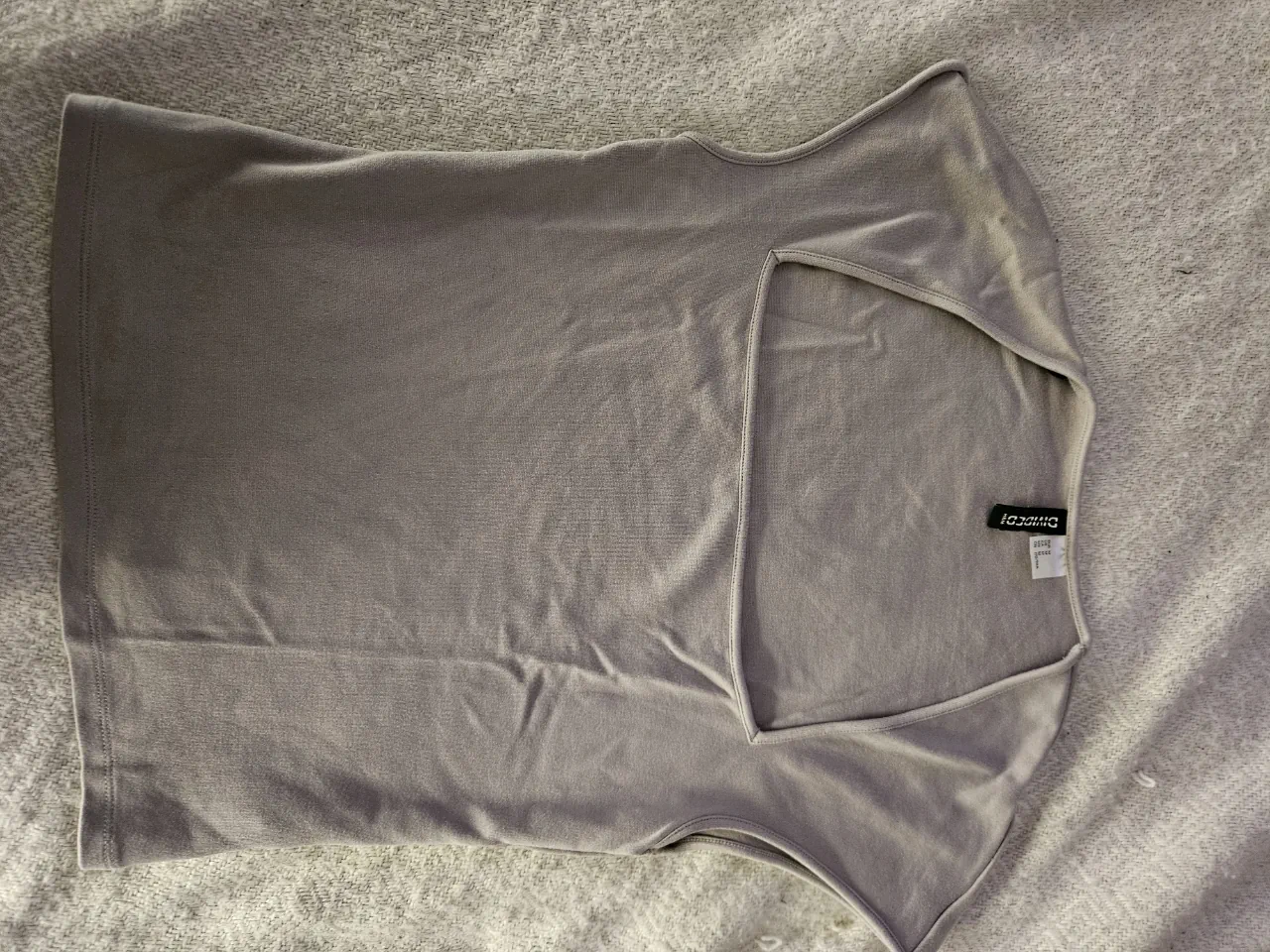 Remera H&M - imagen 1