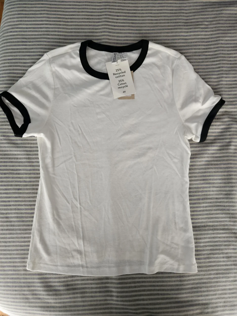 Remera H&M - imagen 1