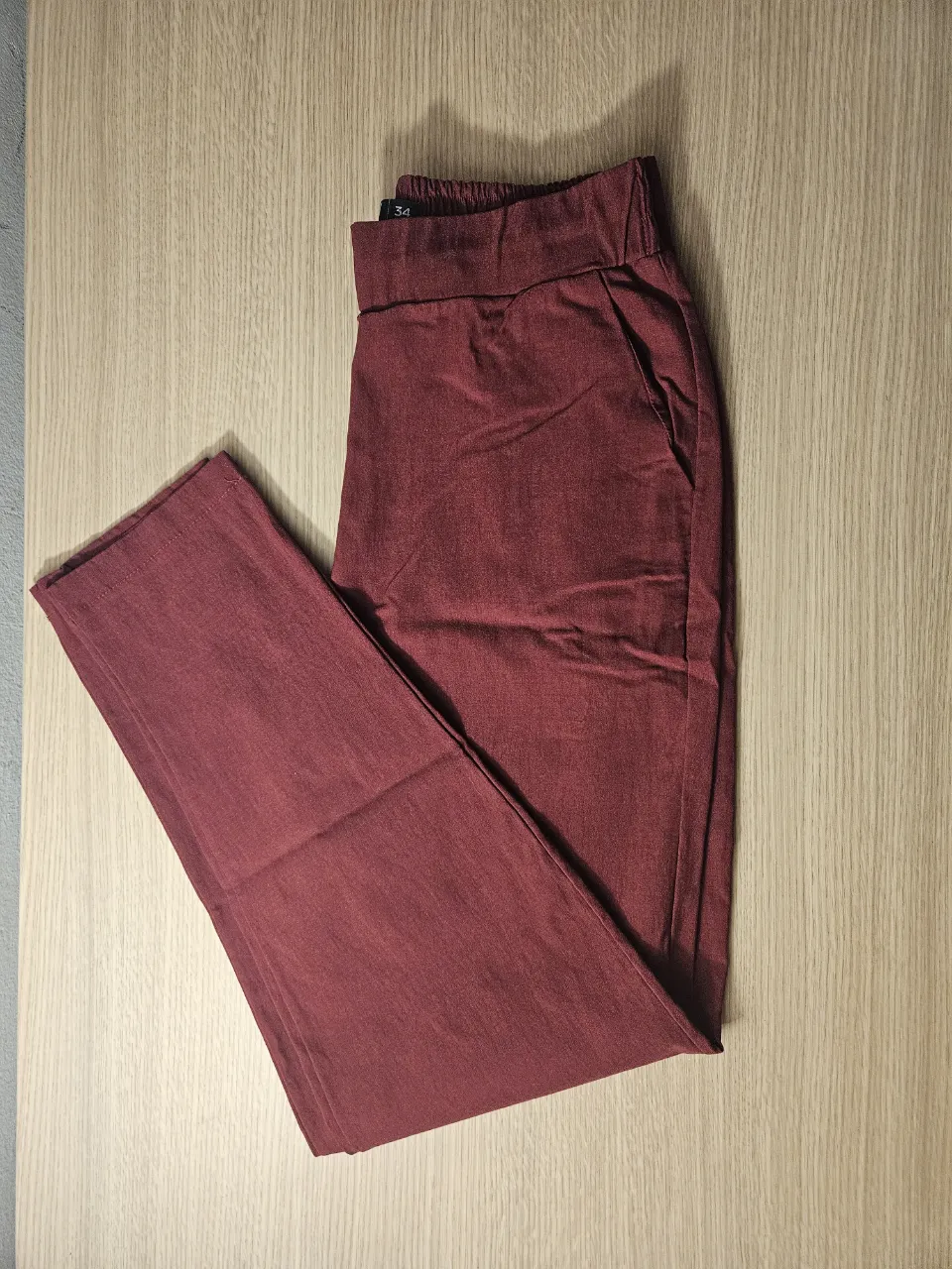 Pantalón Sin marca · Talle EU 34