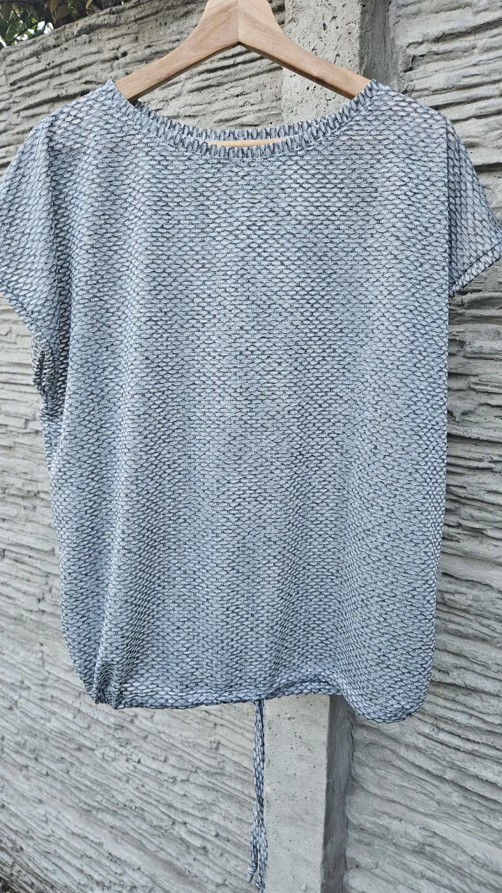 Remera Qu indumentaria · Talle XL