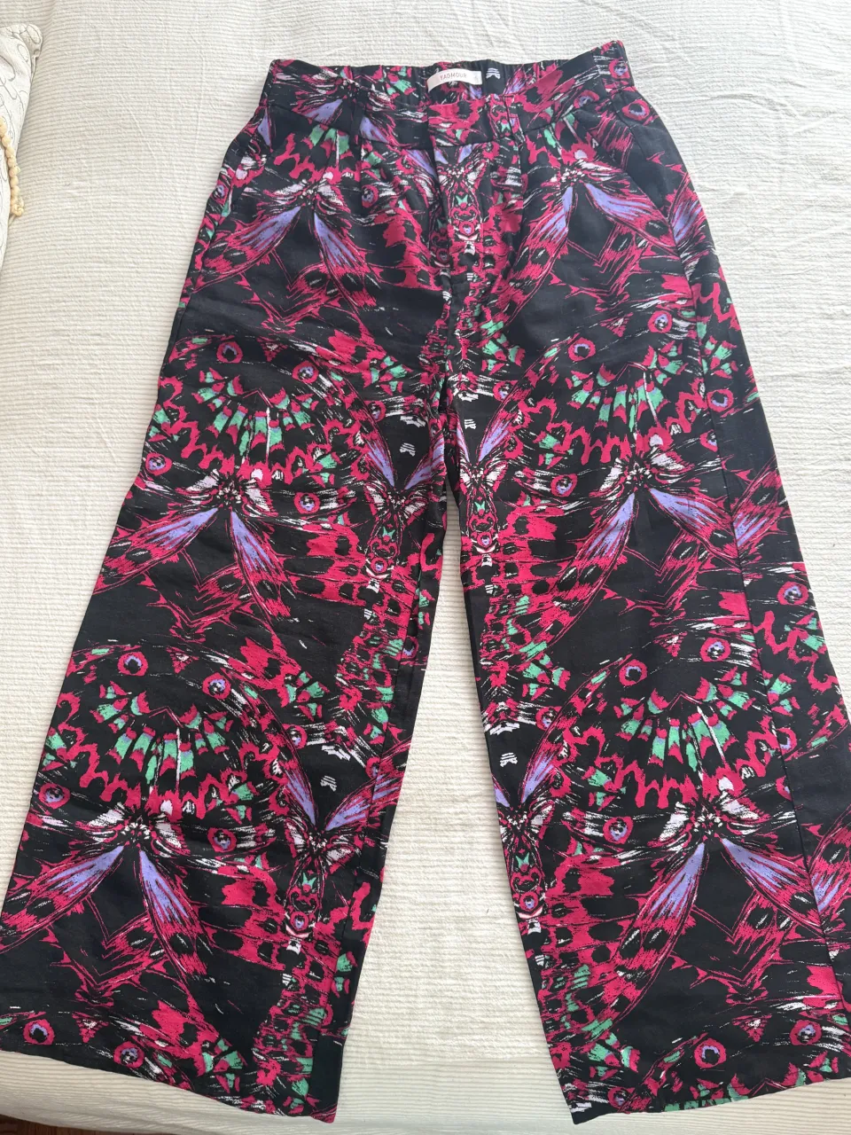 Pantalón Yagmour · Talle L