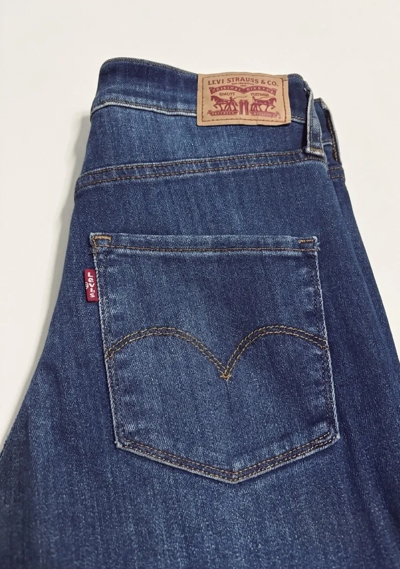 Levi's · Talle US 26