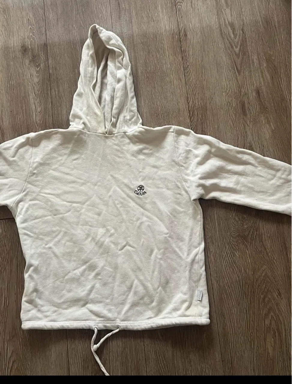 Buzo Cultura · Talle S