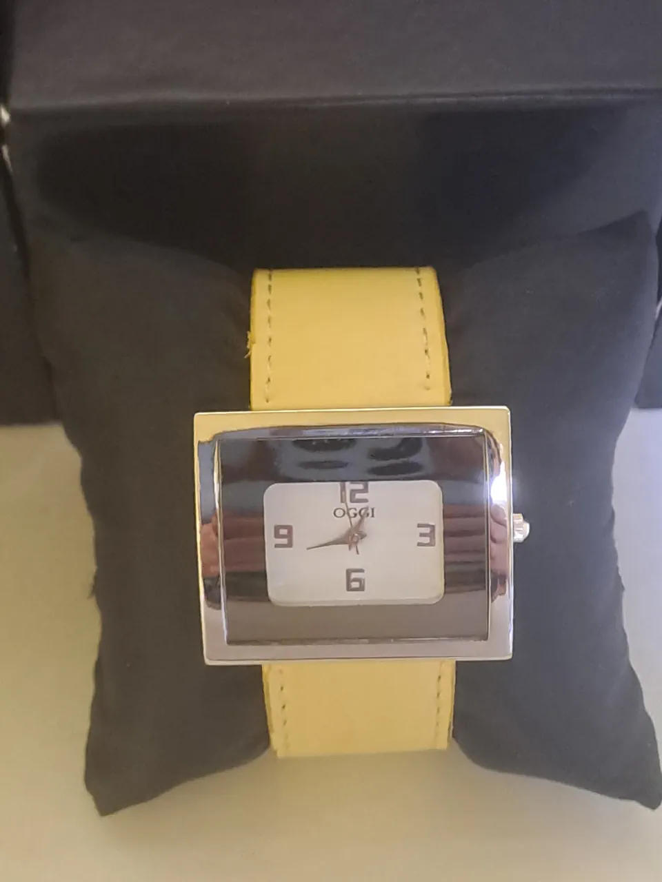 Reloj OGGI