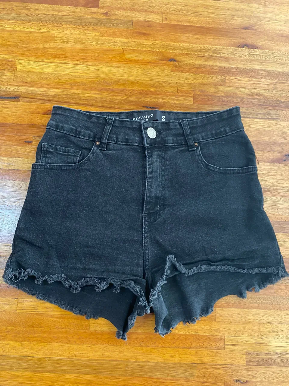 Short Kosiuko - imagen 1
