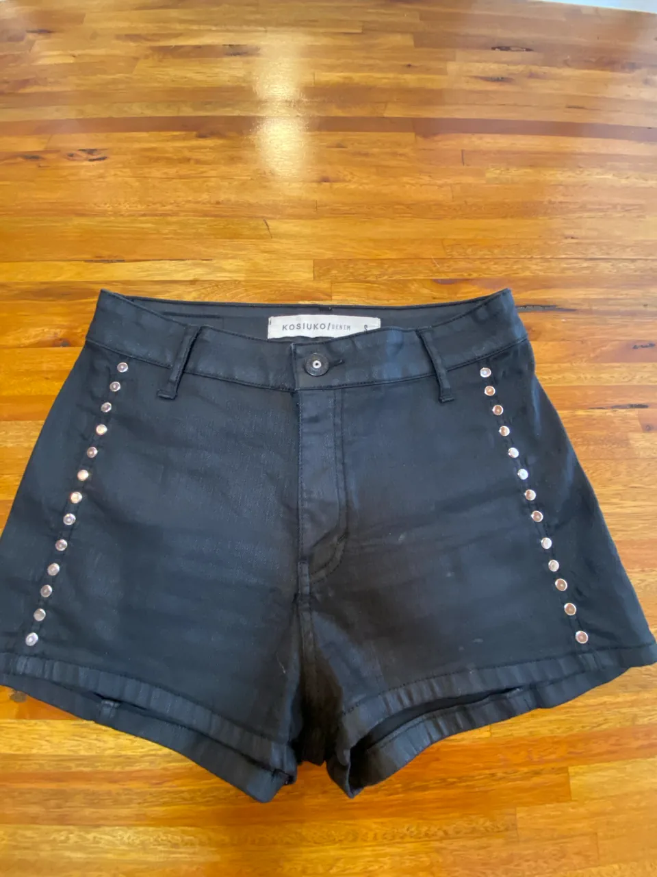 Short Kosiuko - imagen 1