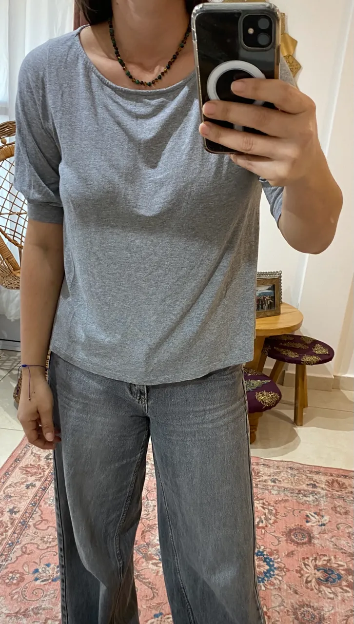 Remera Yagmour · Talle M