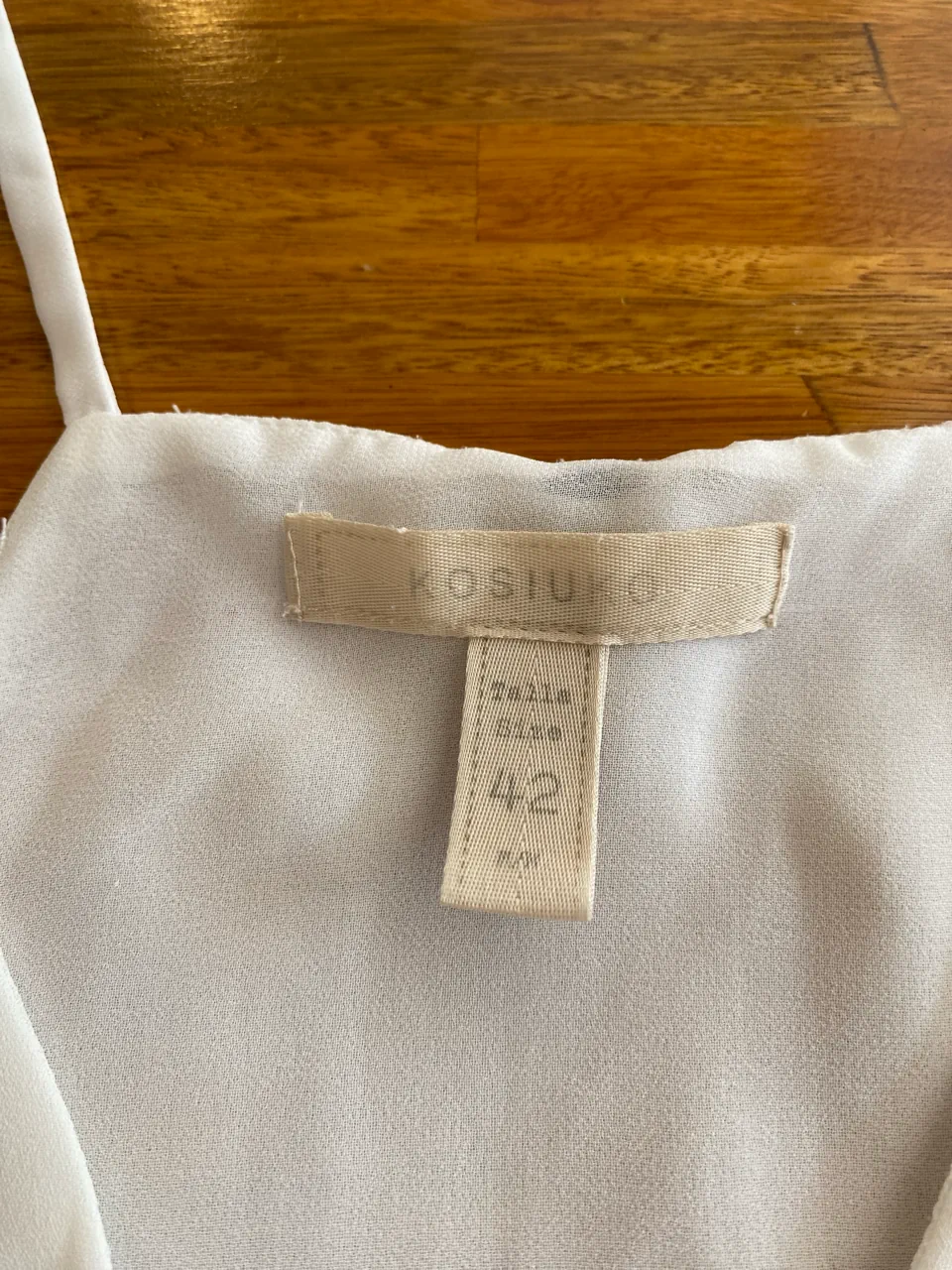 Musculosa Kosiuko - imagen 2