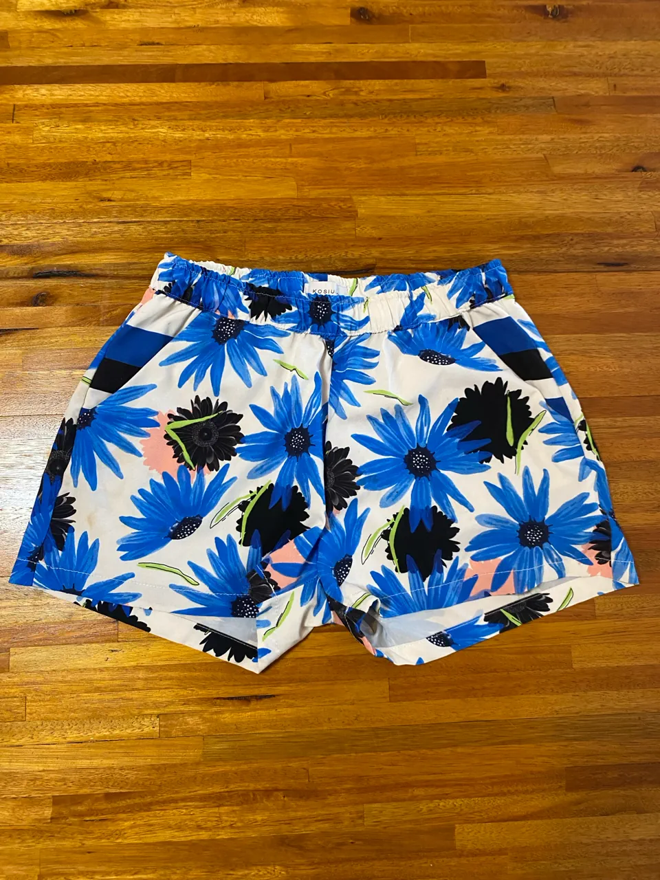 Short Kosiuko - imagen 1