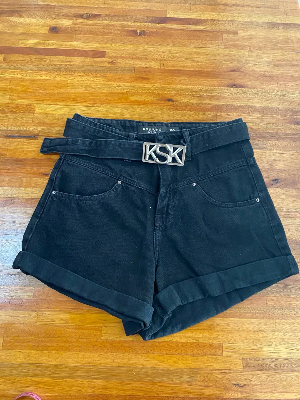 Short Kosiuko - imagen 1