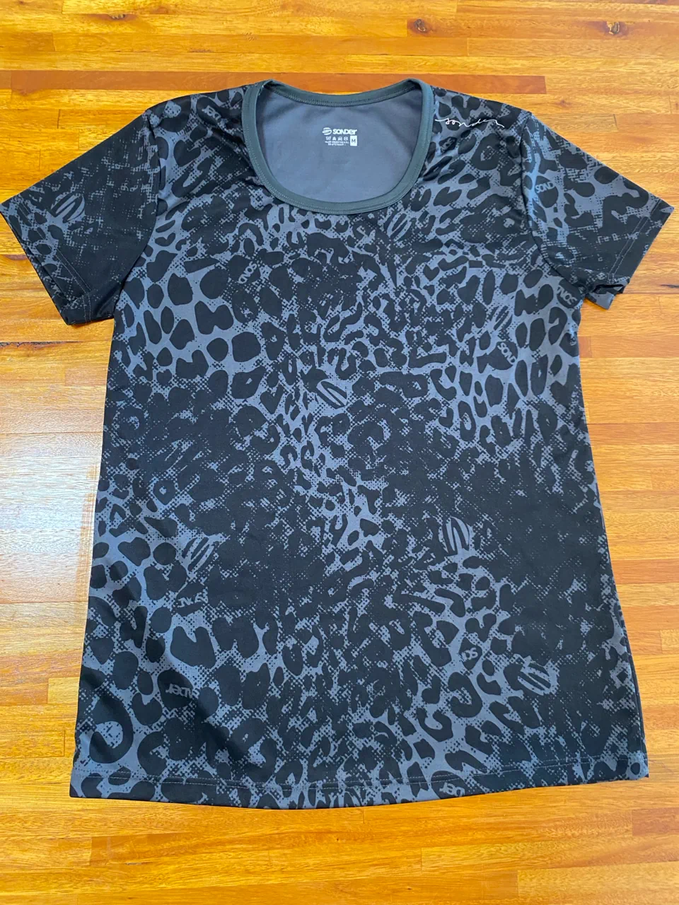Remera Sonder - imagen 1
