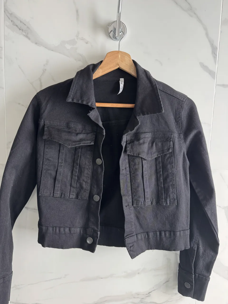 Campera A ≠ - imagen 1