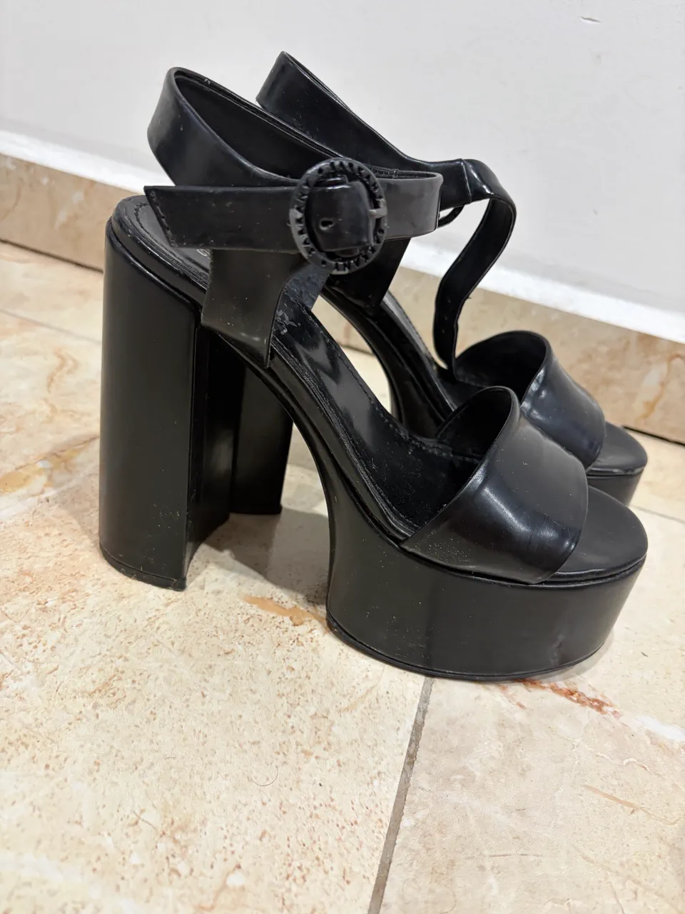 Tacos Sarkany · Talle AR 38