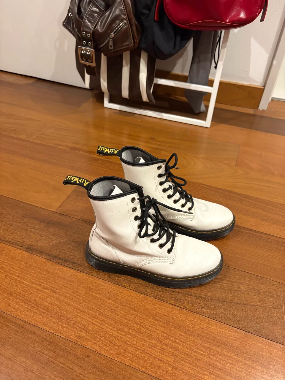 Dr. Martens · Talle EU 38