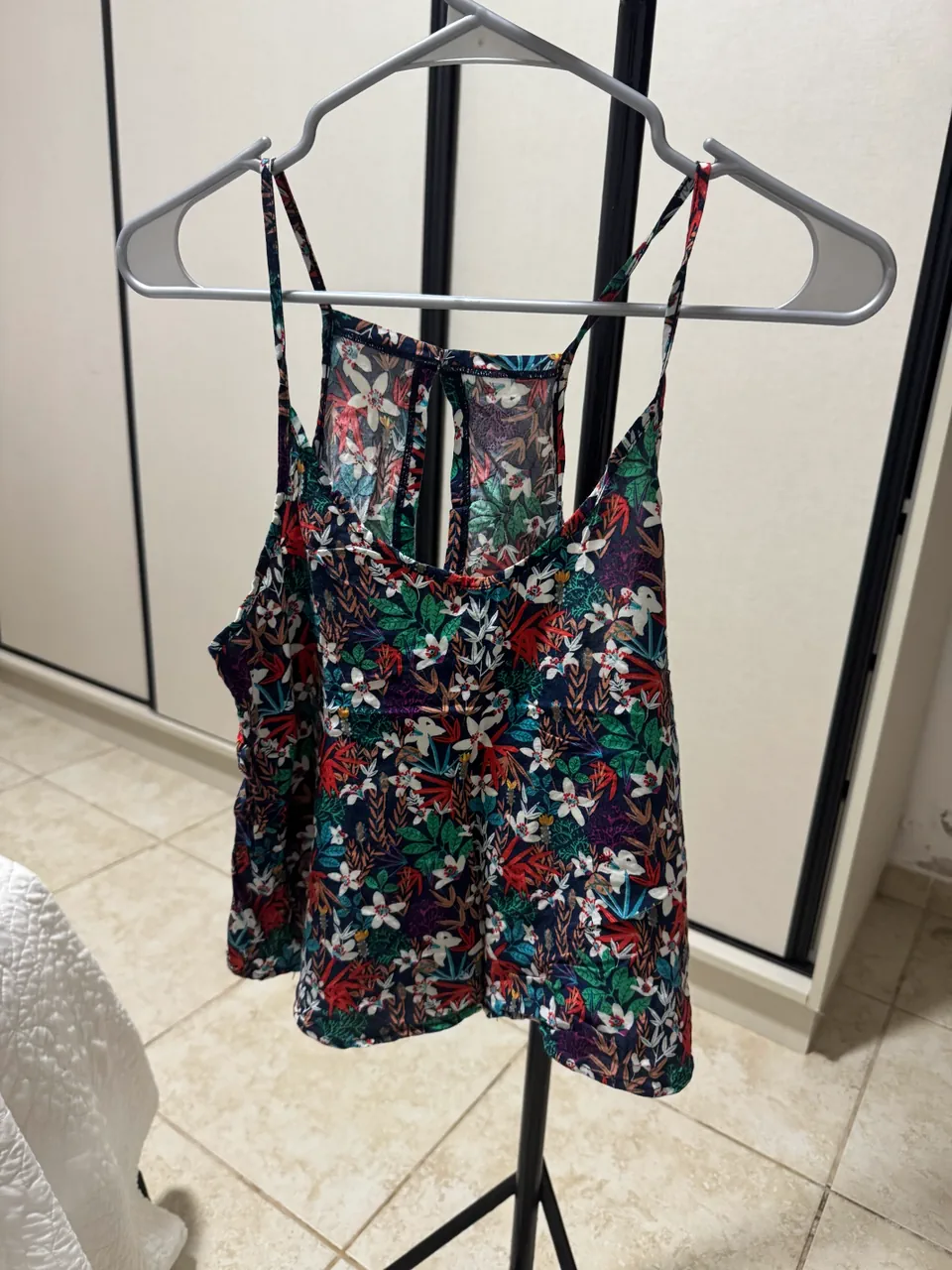 Musculosa No recuerdo la marca · Talle M