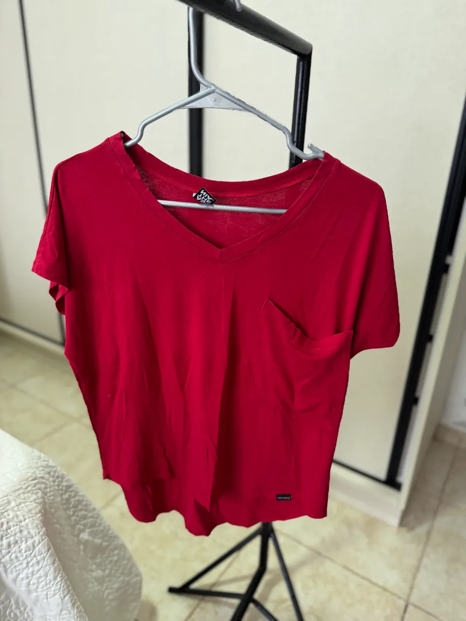 Remera ASTHENIA · Talle S