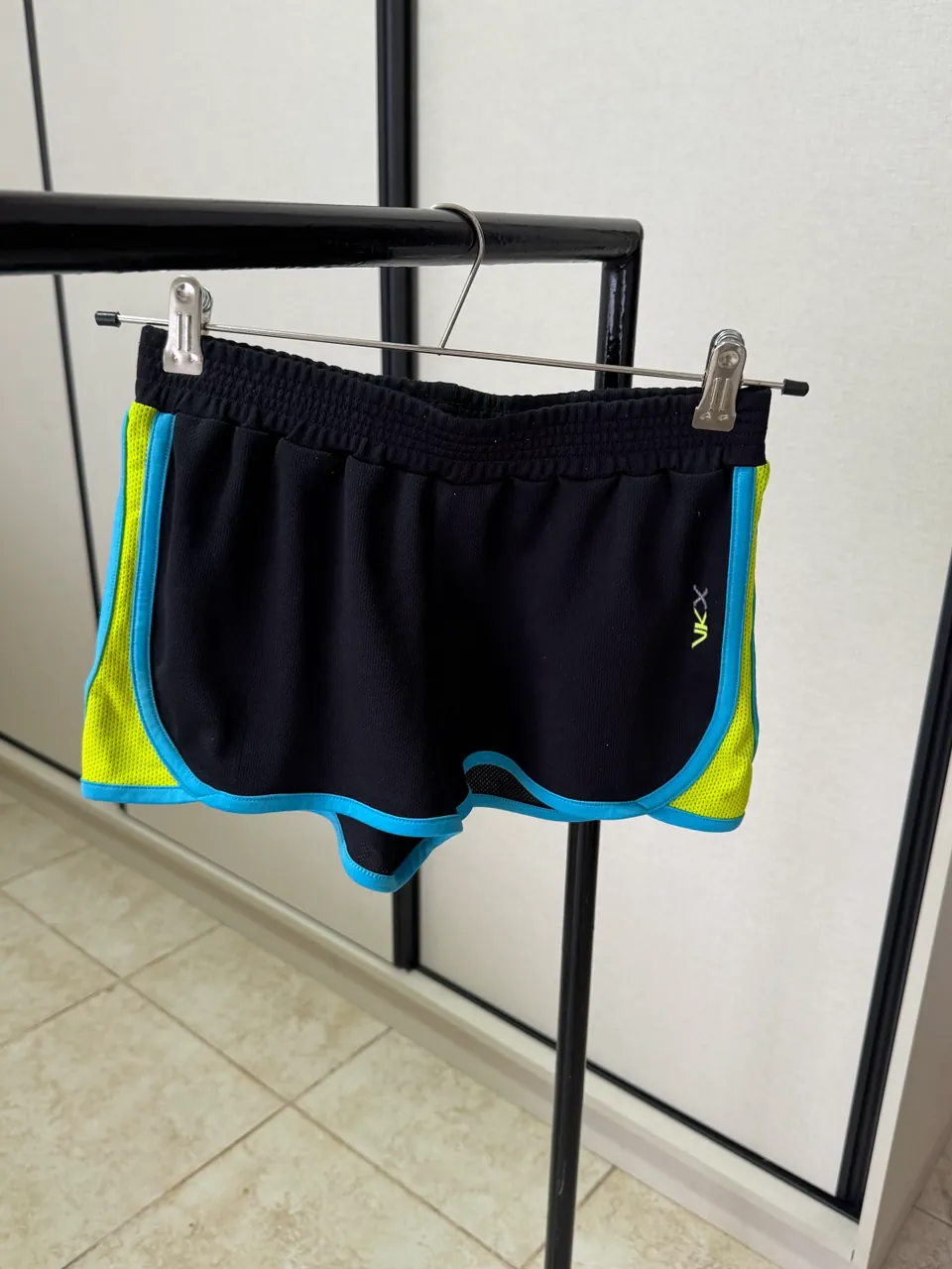 Short Vitnik · Talle S