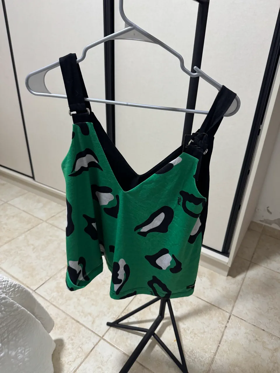 Musculosa Vitnik - imagen 1