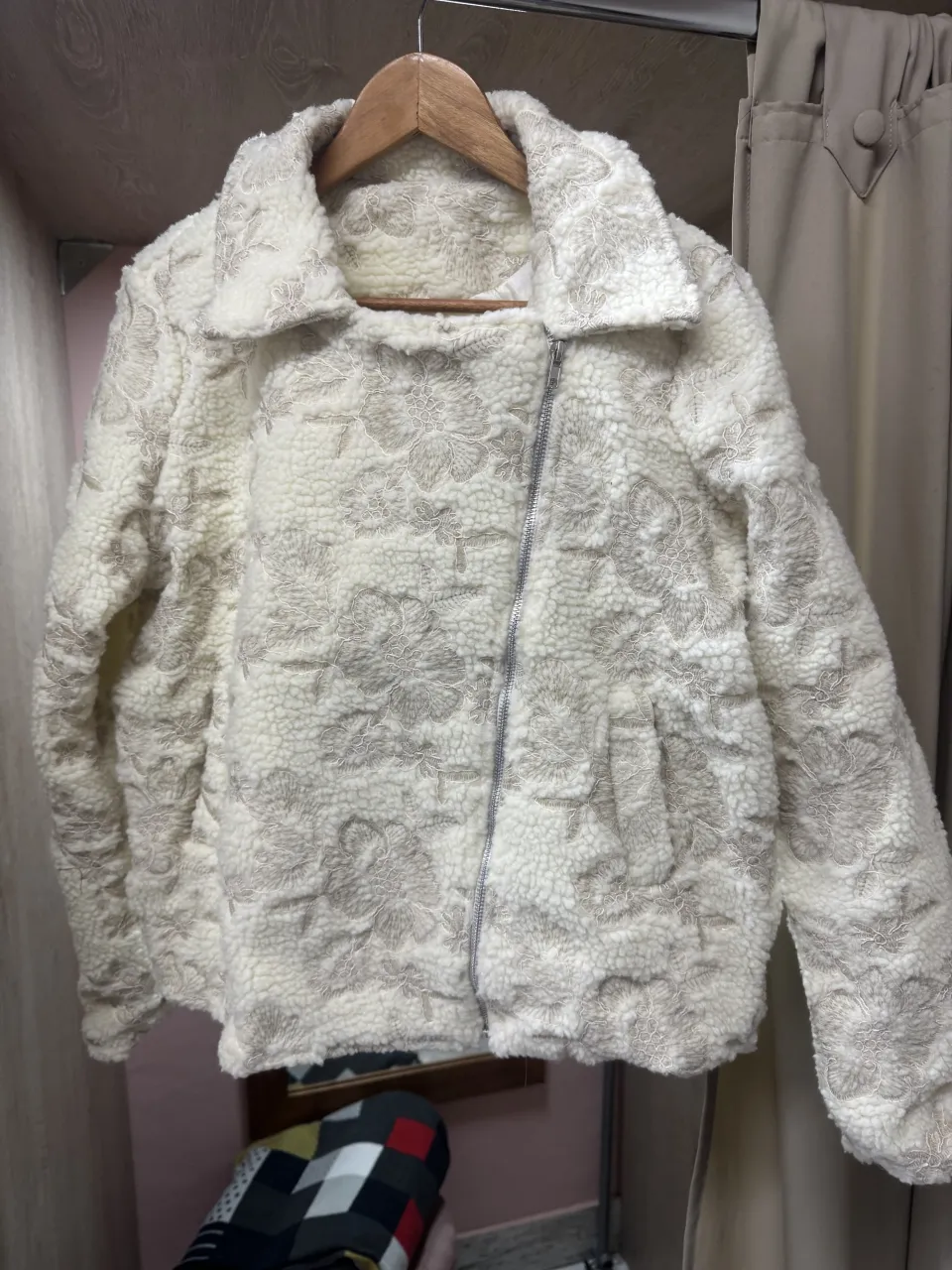 Lushka · Talle L