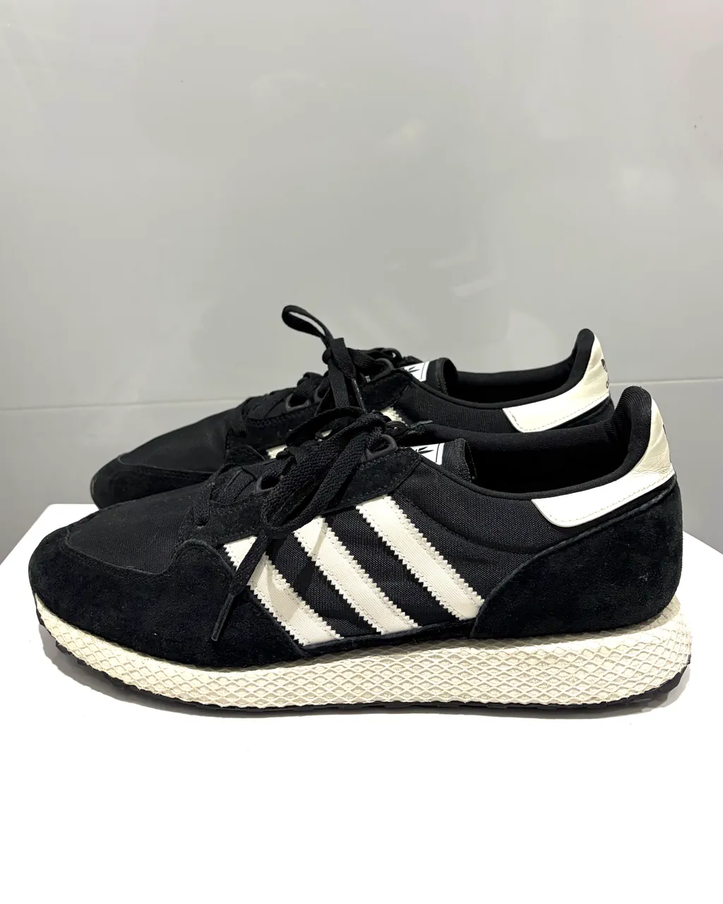 adidas · Talle AR 45