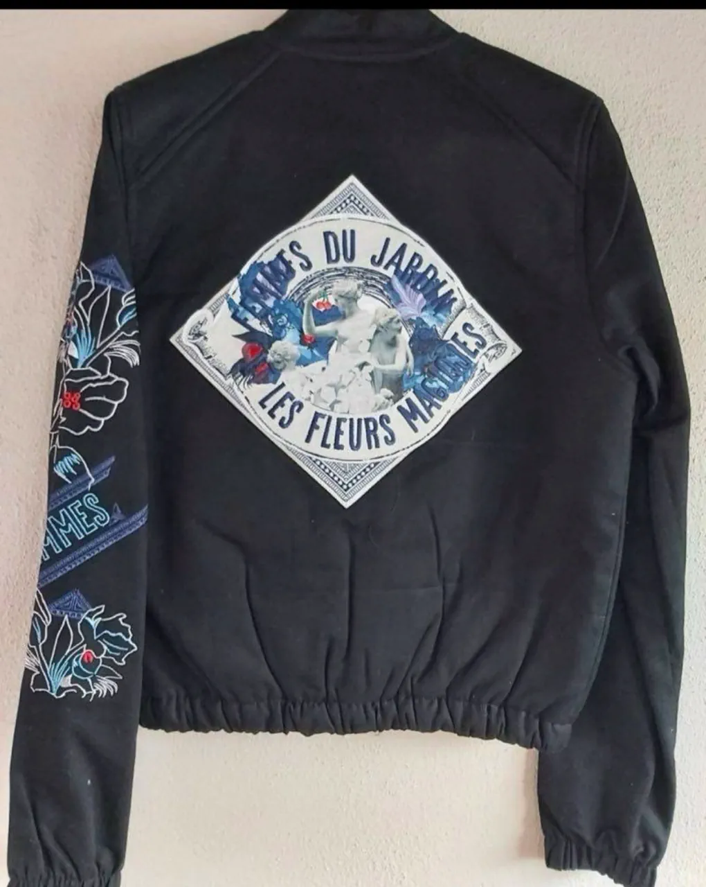 Campera Jazmín Chebar · Talle M