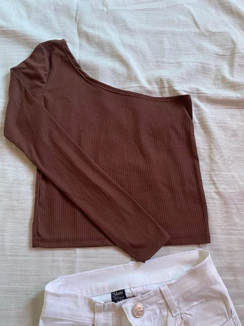 Sky clothing · Talle 2