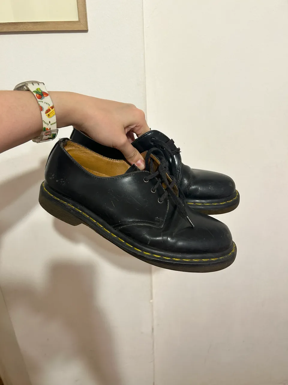 Dr. Martens · Talle AR 38