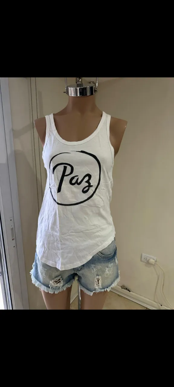 Musculosa CHER. - imagen 1