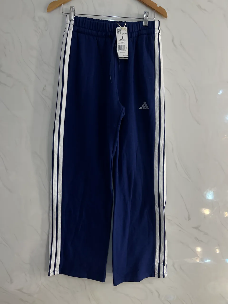 Pantalón adidas - imagen 1