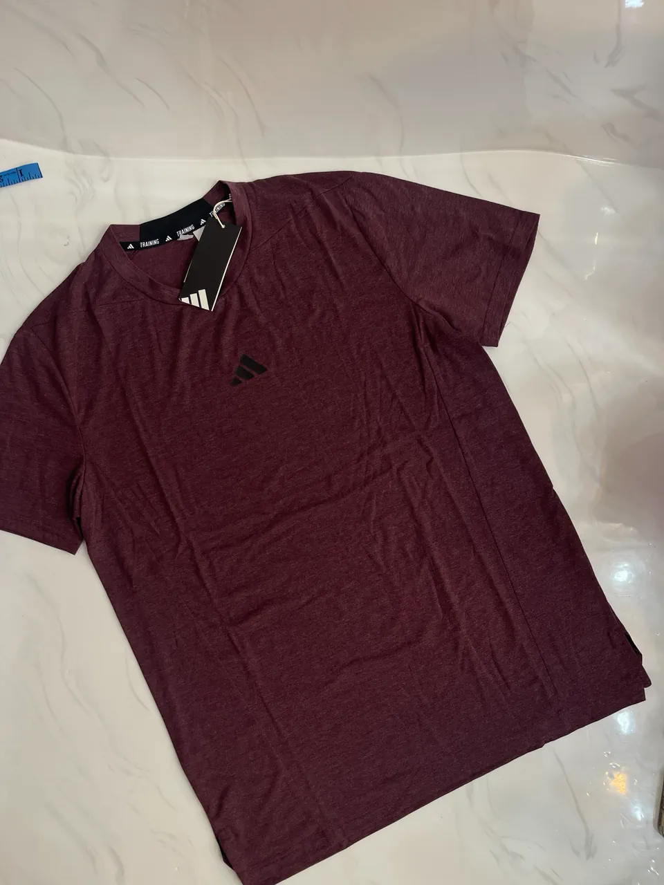 adidas · Talle M