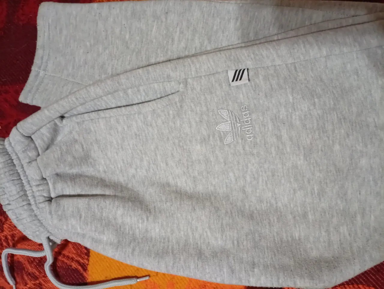 Pantalón adidas - imagen 1