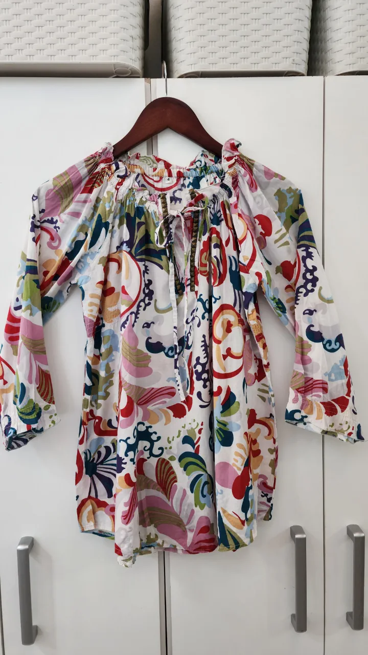 Blusa A= · Talle 4